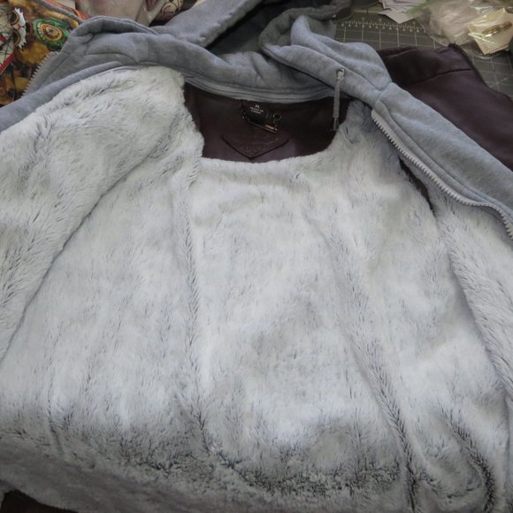 Jou Jou Fitted Vegan Leather Jacket size xl. - Picture 8 of 15